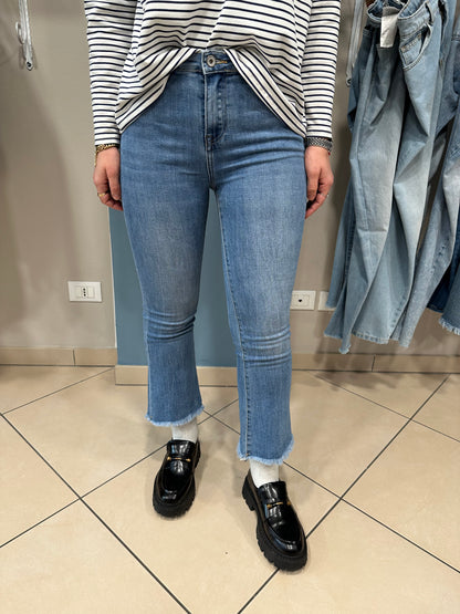 Susymix- jeans a trombetta elasticizzato