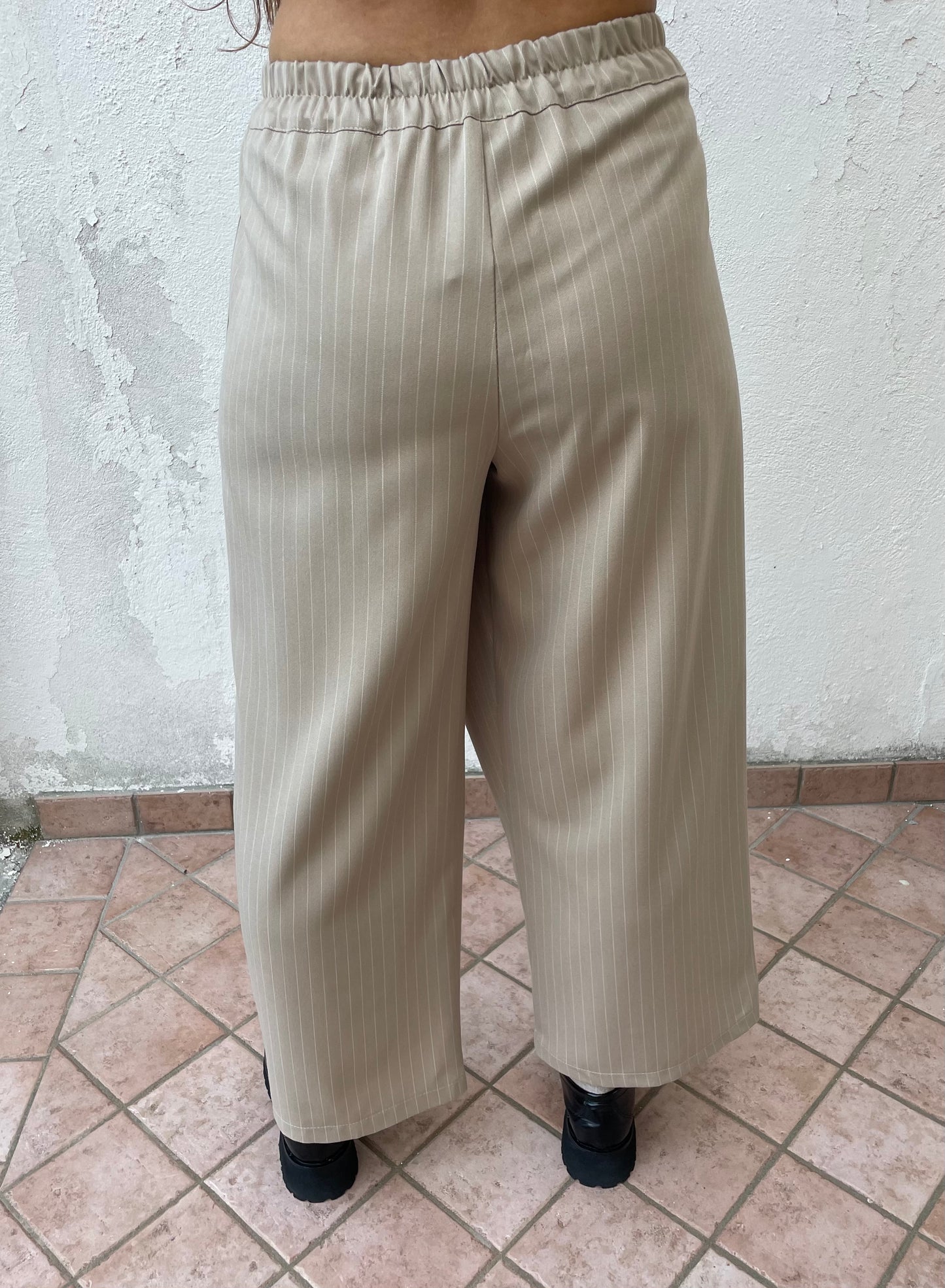 Susymix- Pantalone asimmetrico gessato